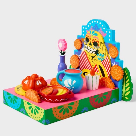 New Día de Muertos Wood Decorative Sculpted Ofrenda with Tombstone - Picture 2 of 3